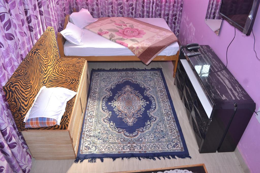 Hotel Sukh Sagar Inn Deoghar Quarto foto